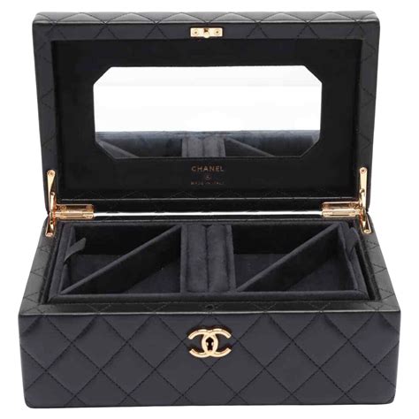 chanel collectors box